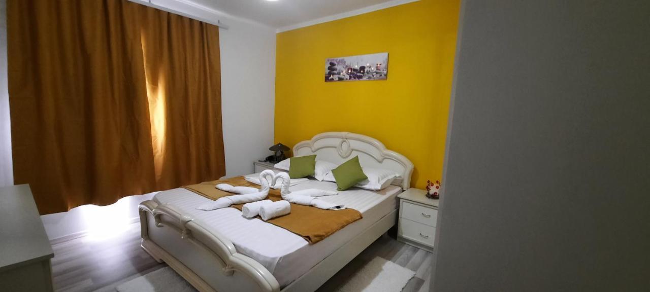Apartament Clara Permet Apartamento Exterior foto